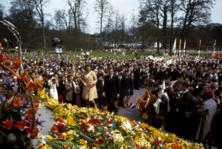 Koninginnedag Prinses Beatrix en Prins Claus, Bestanddeelnr 254-8480