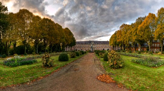 Former psychiatric hospital seclin garden