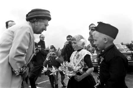 Koningin Juliana bezoekt Urk, Bestanddeelnr 921-3435