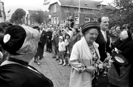 Koningin Juliana bezoekt Urk, Bestanddeelnr 921-3434