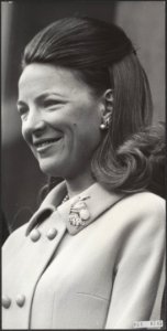 Koninginnedag 1968. Tijdens het defilé langs paleis Soestdijk was ook prinses Ir, Bestanddeelnr 018-0745