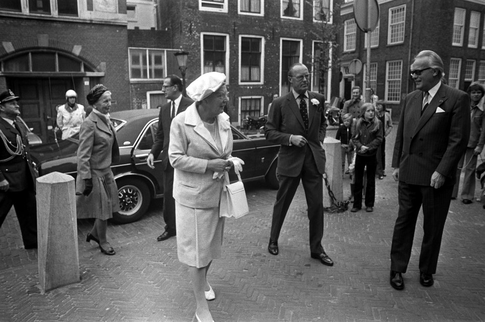 Koningin Juliana en Bernhard bij kerkdienst in Utrecht t.g.v. het 25-jarig besta, Bestanddeelnr 927-1698