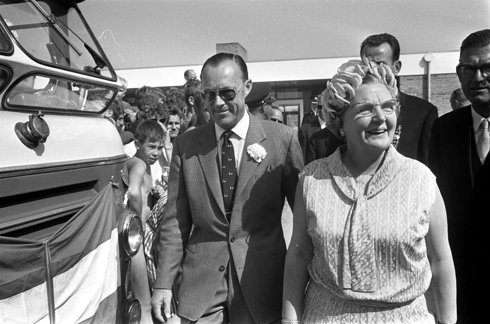 Koningin Juliana en prins Bernhard, Bestanddeelnr 920-4914