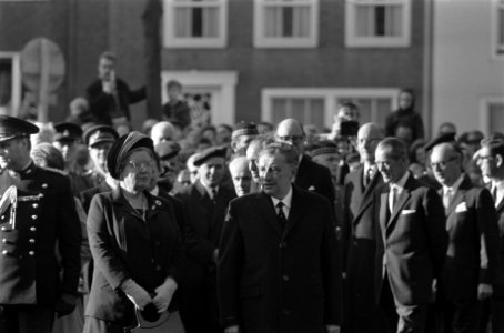 Koningin Juliana bezoekt Zeeland ter gelegenheid herdenkin bevrijding van Zeelan, Bestanddeelnr 922-9260