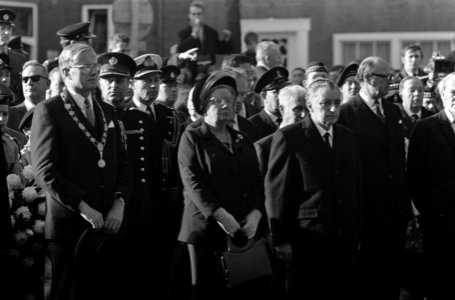Koningin Juliana bezoekt Zeeland ter gelegenheid herdenkin bevrijding van Zeelan, Bestanddeelnr 922-9261