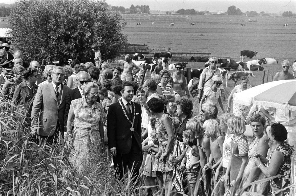 Koningin Juliana brengt werkbezoek aan het Westland, natuurgebied Maasland, Bestanddeelnr 928-6848