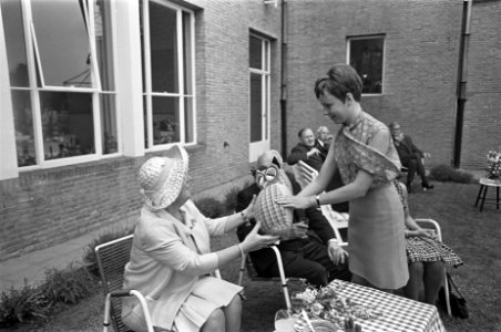 Koningin Juliana bezoekt Zeeland, Bestanddeelnr 921-4491