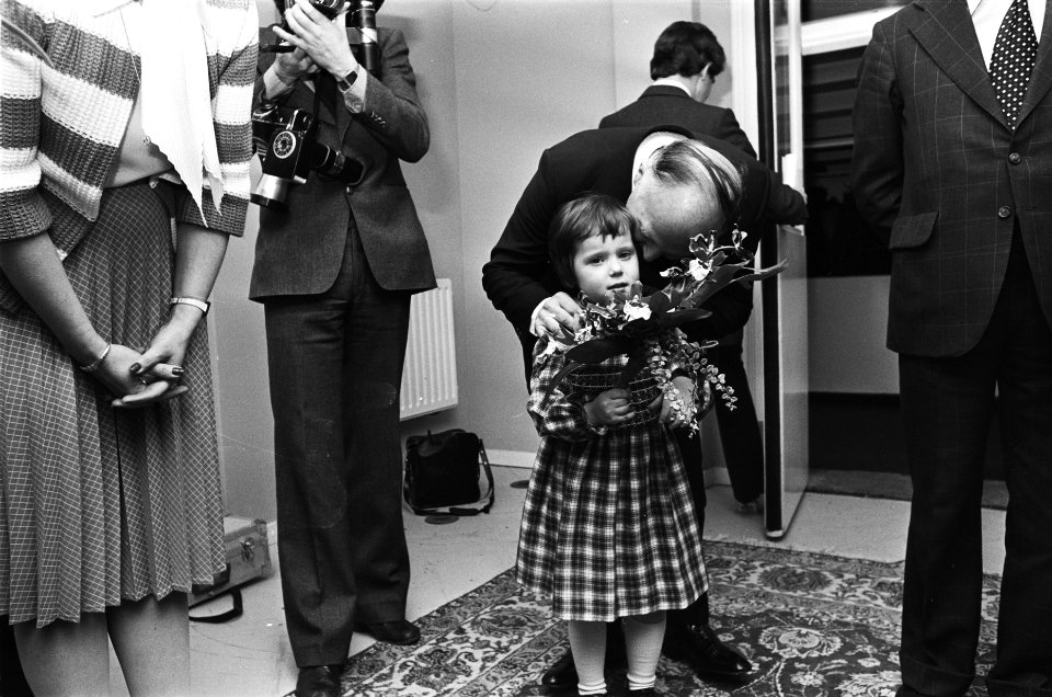 Koningin Juliana bij feestconcert in Amsterdam Concertgebouw koningin Juliana kr, Bestanddeelnr 929-6668