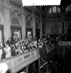 Koningin Juliana bezoekt het Concertgebouw, Bestanddeelnr 905-9439