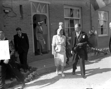 Koningin Juliana bezoekt Utrecht (door Wijk bij Duurstede), Bestanddeelnr 904-0085