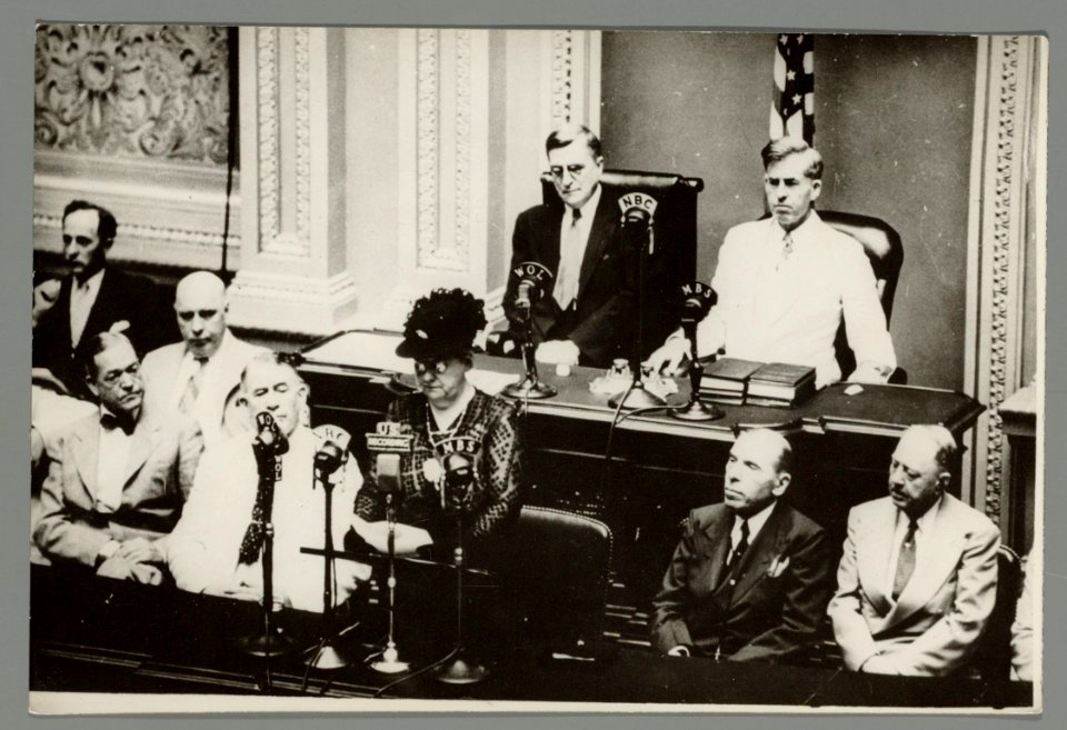 Koningin Wilhelmina spreekt het Amerikaans congres toe in Washington DC, op 6 , Bestanddeelnr 012-0094