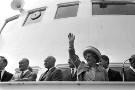 Koningin Juliana op de Koningin Wilhelmina, Bestanddeelnr 924-6402