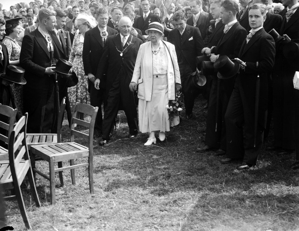 Koningin Wilhelmina in Sluis, Bestanddeelnr 902-8781