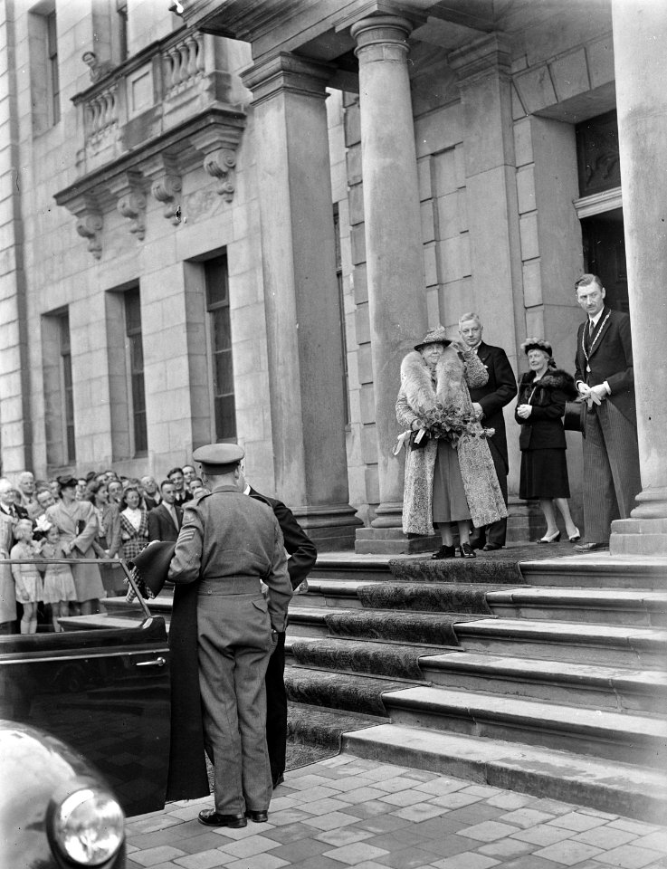 Koningin Wilhelmina bezoekt Deventer, Bestanddeelnr 901-8968