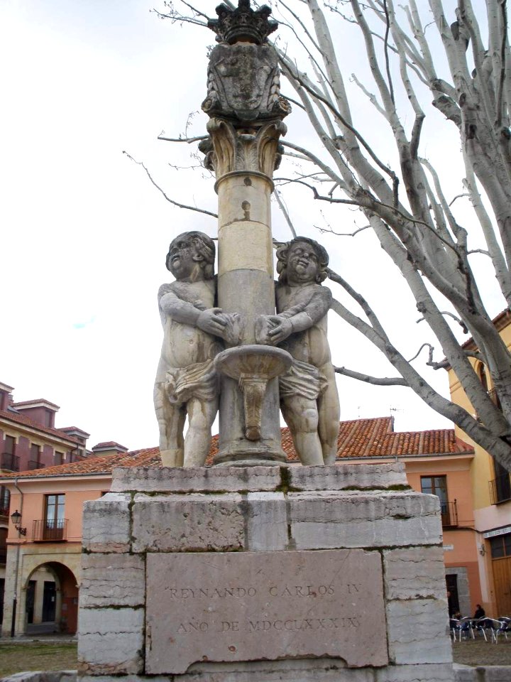 León - Plaza de Santa María del Camino o del Grano 4