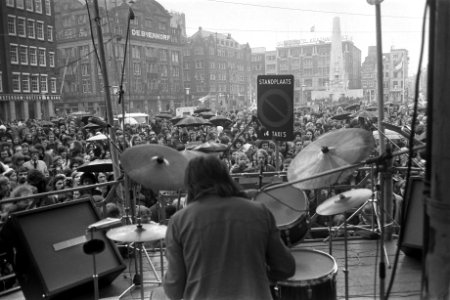 Koninginnedag, popfestijn op Dam, Bestanddeelnr 926-3766