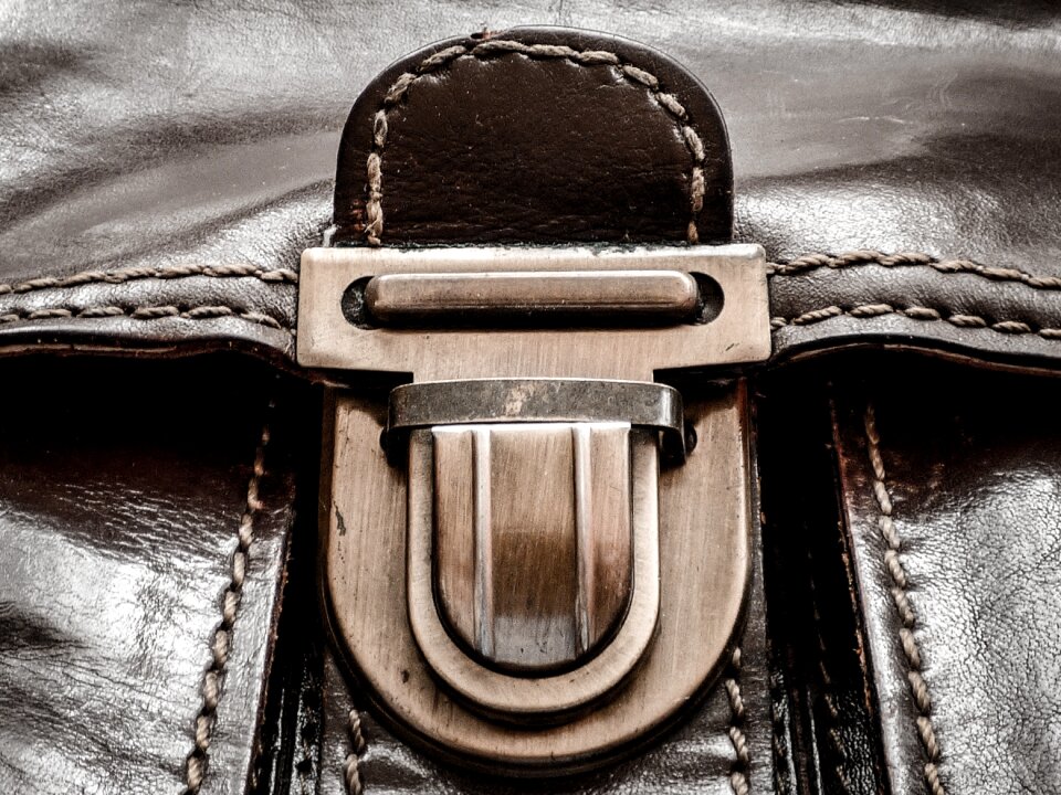 Lock leather goods old