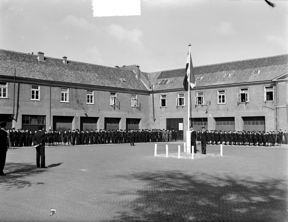 Koninginnedag. Parade Prins Alexander Kazerne, Bestanddeelnr 903-3508