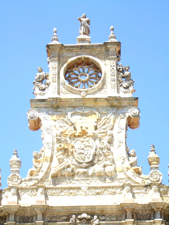León - Convento-Parador de San Marcos 09