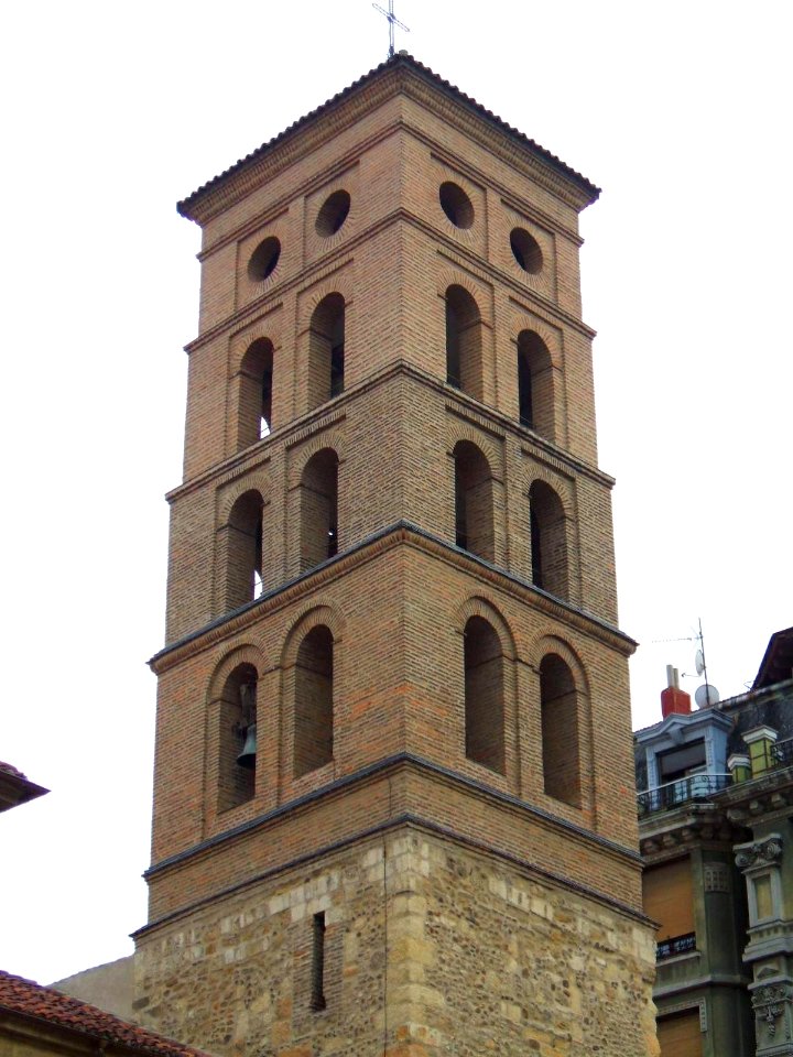 León - Iglesia de San Marcelo 02