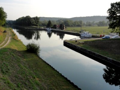 Lay-Saint-Remy (Meurthe-et-M.) Canal de la Marne au Rhin avec port