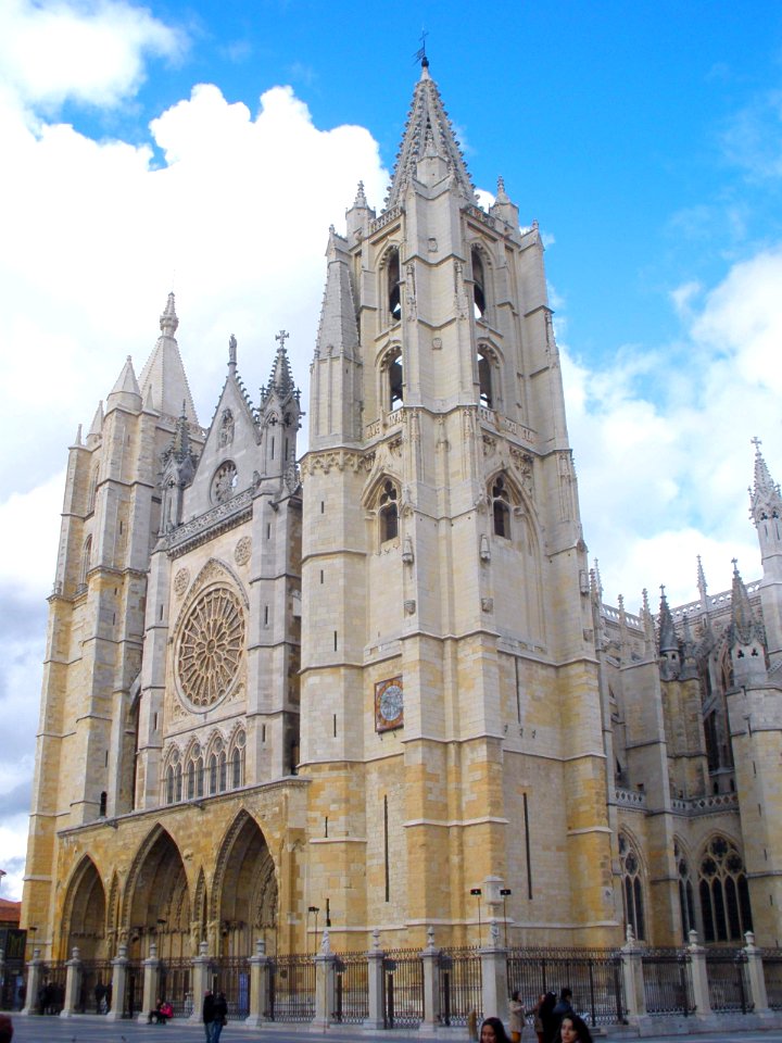 León - Catedral, fachada oeste 08