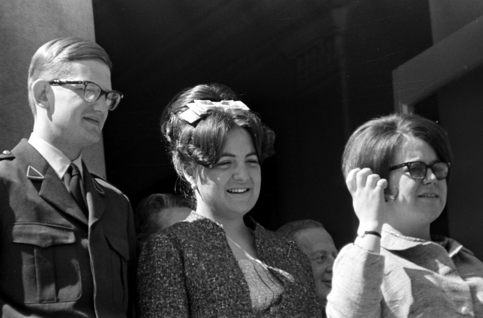 Koninginnedag, defilee op Soestdijk, Margriet, Christina Pieter (koppen), Bestanddeelnr 919-0951