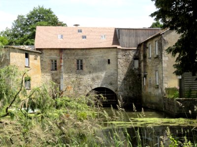 Le Chevain (Sarthe) moulin (01)
