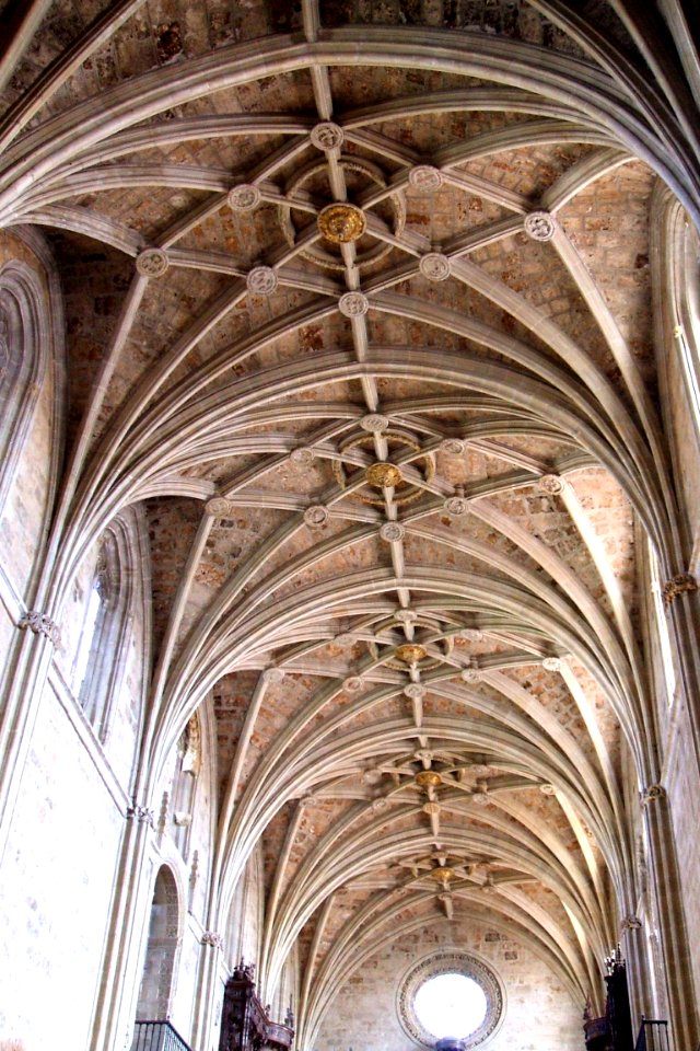 León - Convento-Parador de San Marcos, interior de la iglesia 07