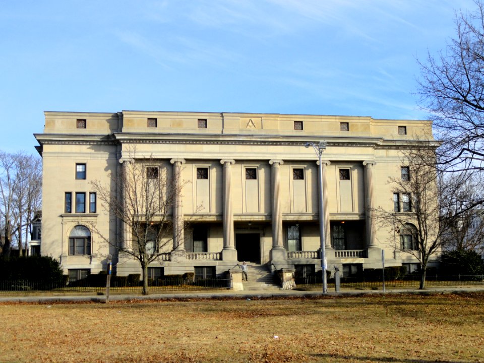Lawrence United Masonic Lodge - Lawrence, MA - DSC03616