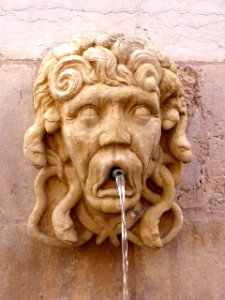 León - Plaza de San Isidoro 3