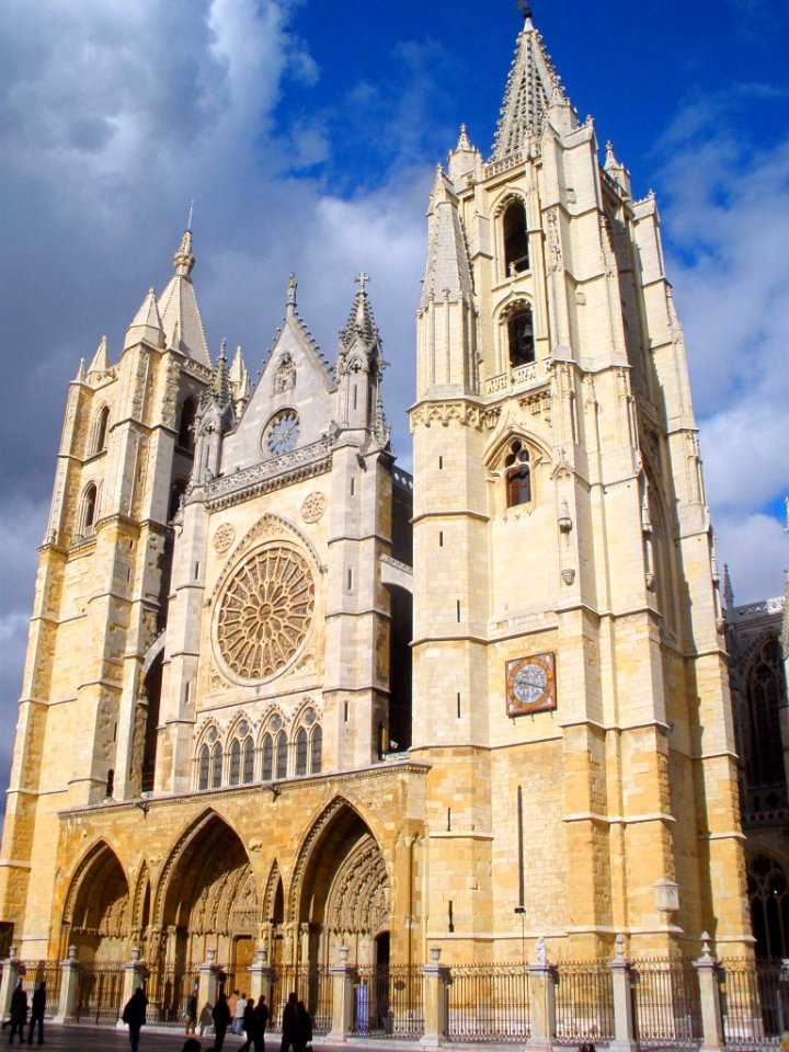 León - Catedral, fachada oeste 05