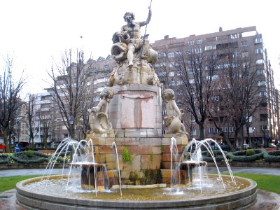 León - Jardín de San Francisco, Fuente de Neptuno 2