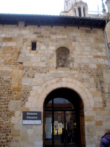 León - Catedral, claustro 01