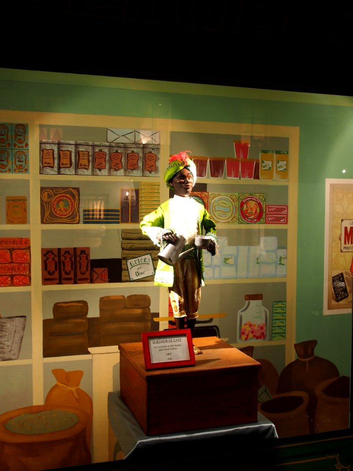 Le Buveur de Café, 1950, Musée des Automates, pic-043