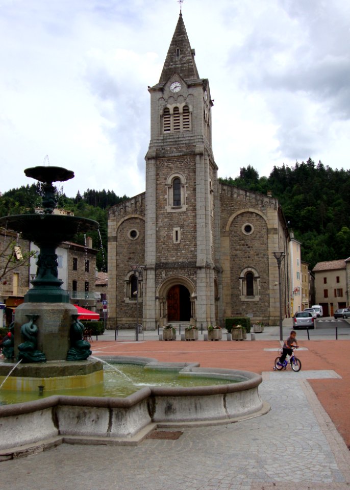 Le Cheylard (Ardèche, Fr) église