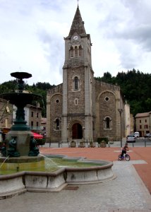 Le Cheylard (Ardèche, Fr) église