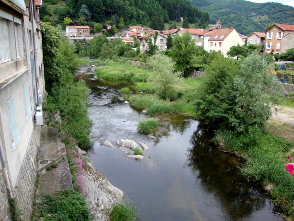 Le Cheylard (Ardèche, Fr) La Dorne (2)
