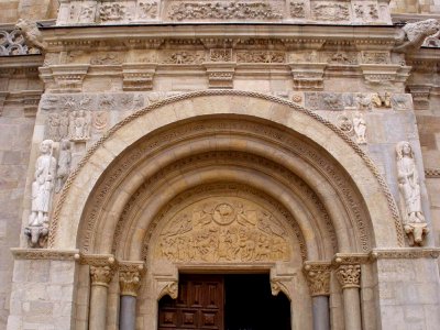 León - Basílica de San Isidoro - Puerta del Cordero 5