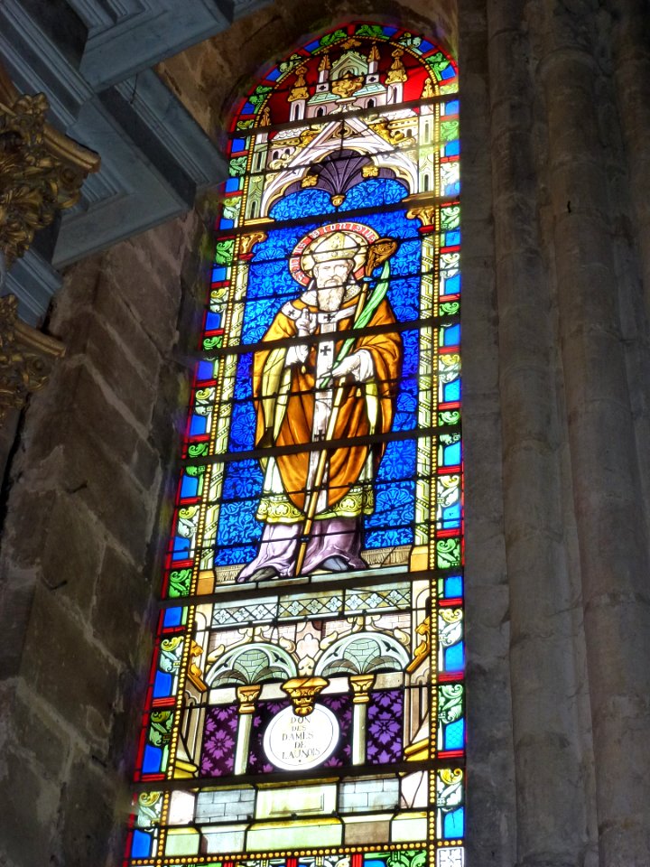 Launois-sur-Vence (Ardennes) église, vitrail 05