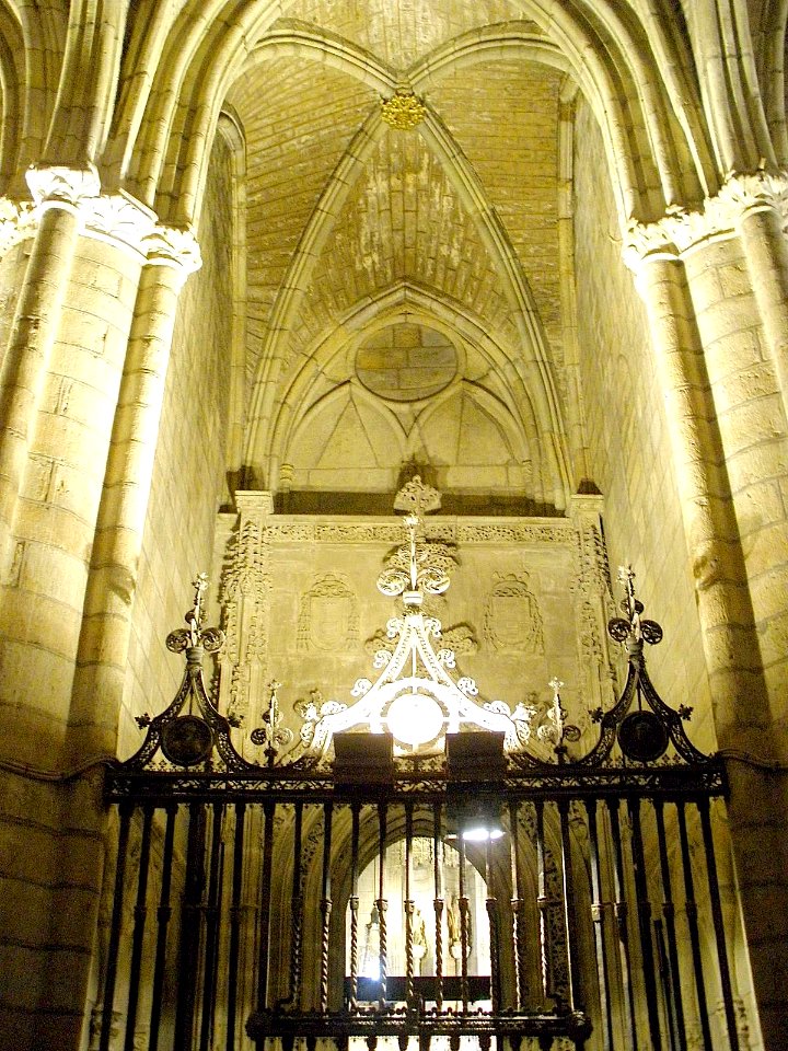 León - Catedral, interior 02