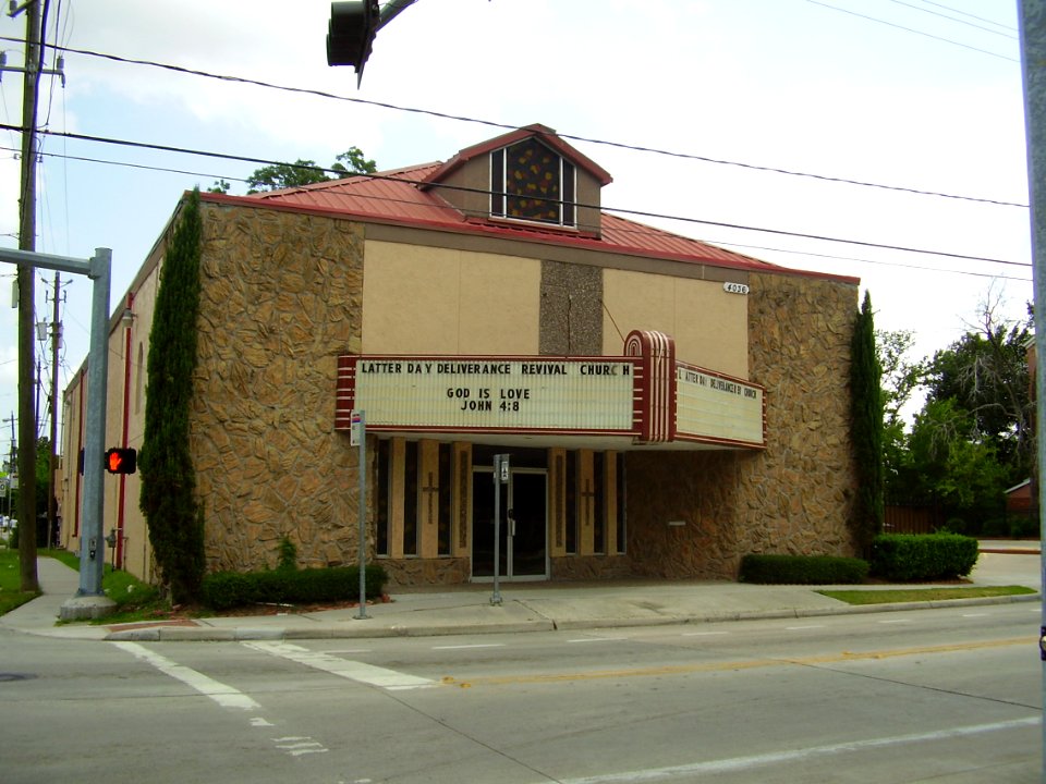LattDayChurchHouston