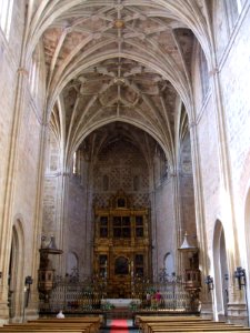 León - Convento-Parador de San Marcos, interior de la iglesia 01