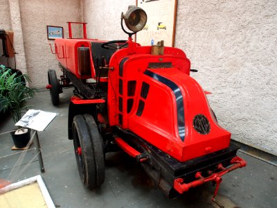 Latil fire engine, pic4
