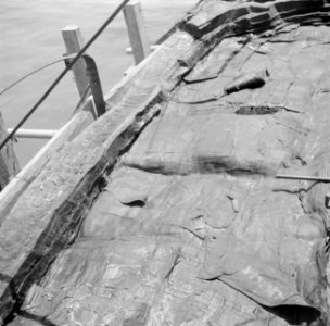 Latexvellen op een boot bij een rubberplantage in Malakka, Bestanddeelnr 255-6645