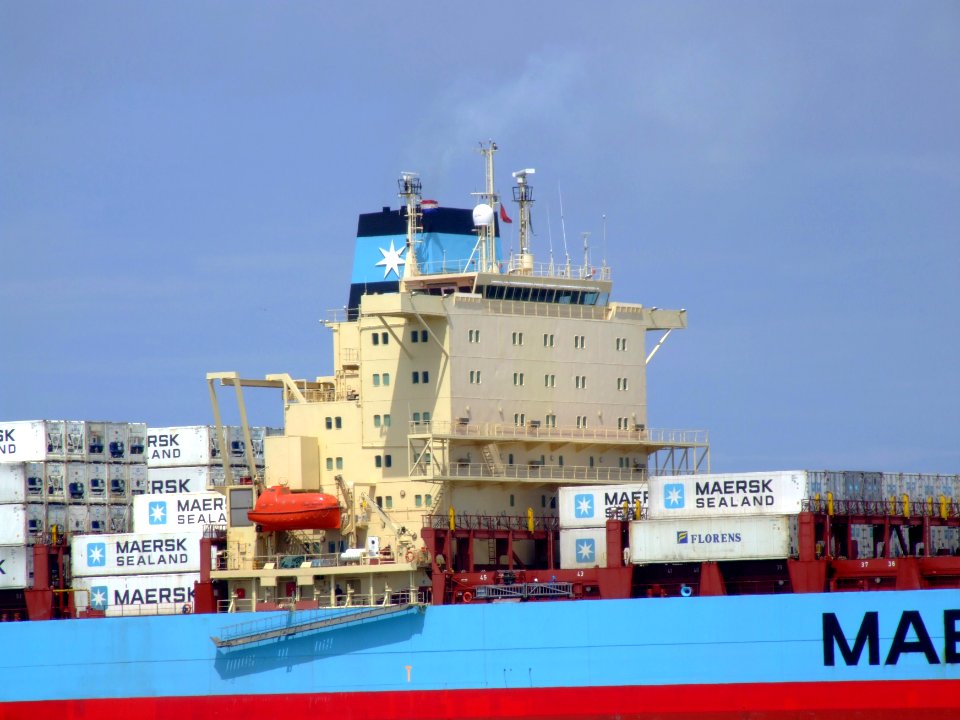 Laust Maersk p06 approaching Port of Rotterdam, Holland 14-Jul-2007