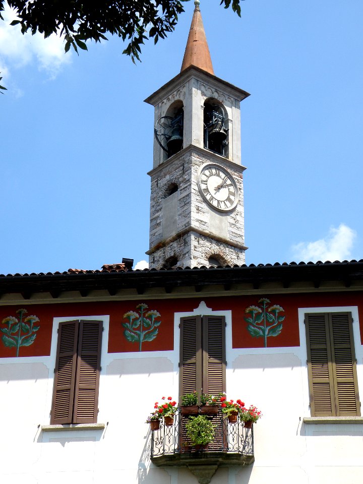 Laveno Lungolago De Angeli 2