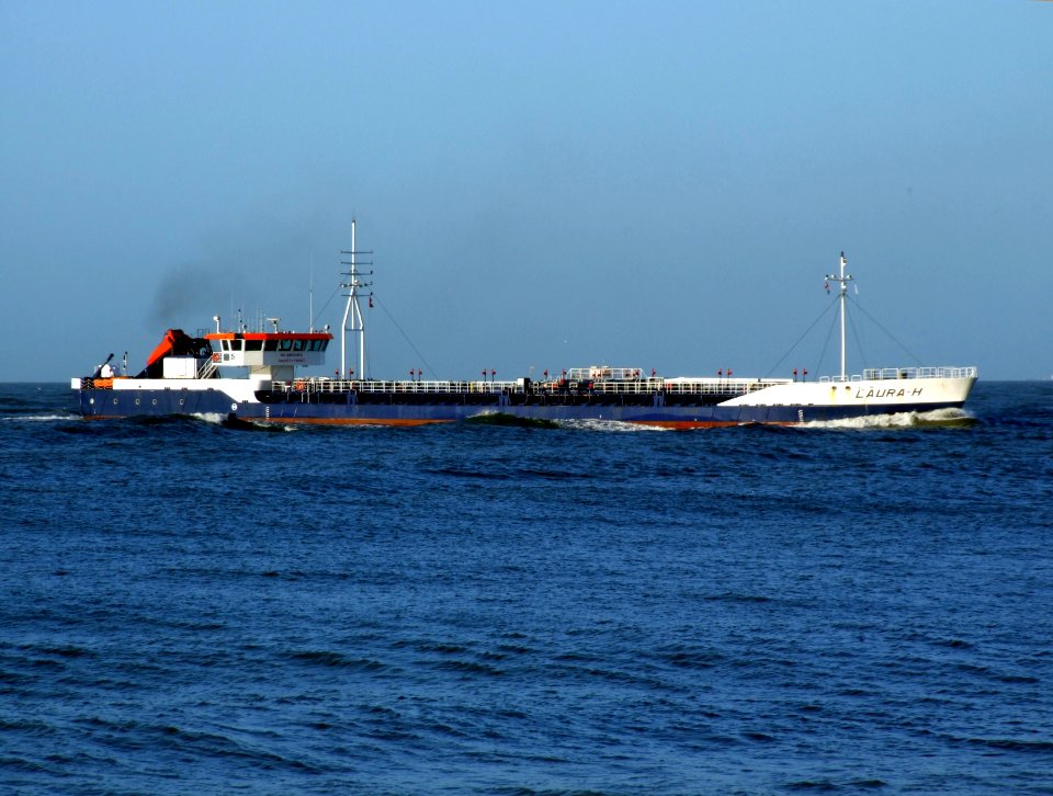 Laura-H approaching Port of Rotterdam