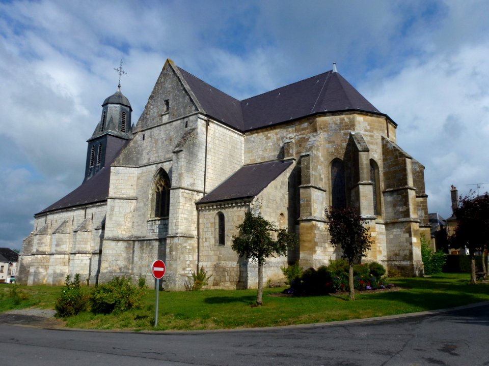 Launois-sur-Vence (Ardennes) église, chevet