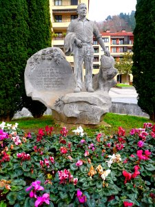 Lazkao - Monumento a Lazkao Txiki 1